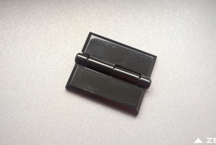 Plexisklo pánt L čierny   (farba: čierna, šírka: 38 mm, dĺžka: 45 mm)  
