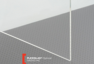 Plexiglas OPTICAL   (hrúbka: 5 mm, farba: číra, kód farby: 0A000 HC, šírka: 2050 mm, dĺžka: 1520 mm)  