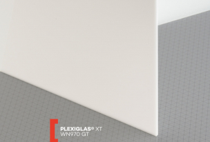 Extrudované plexisklo XT biele   (hrúbka: 4 mm, farba: biela, kód farby: WN970 24% pri hr. 3mm, šírka: 2050 mm, dĺžka: 3050 mm)  